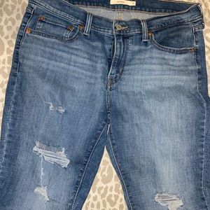 Levi boyfriend blue jeans